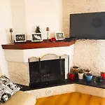 Elida ゲストハウス Trajas
