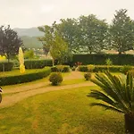 Elida 4*