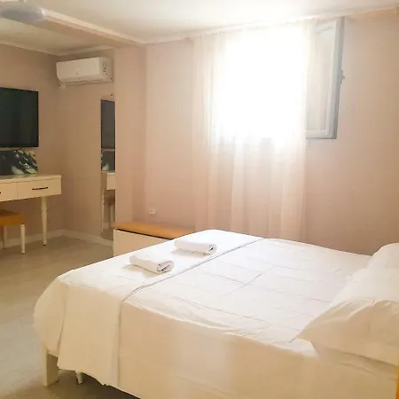 Pensjonat Elida Trajas