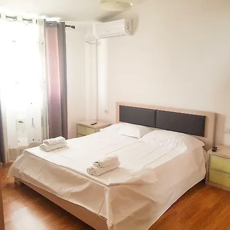 Elida Pensjonat Trajas