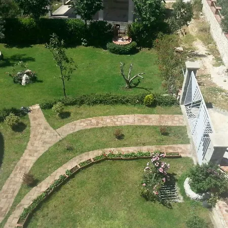 Elida Guest house *