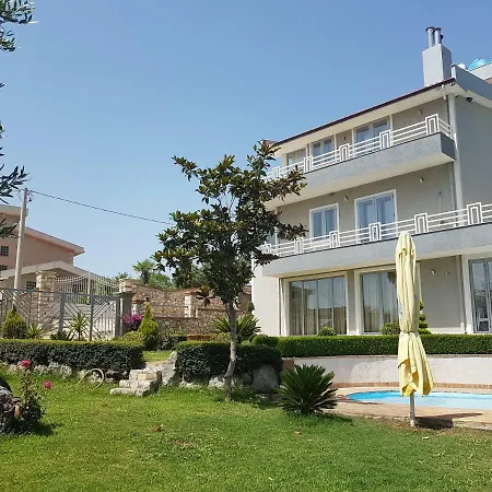 Elida Guest house