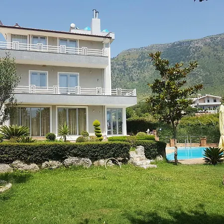 Guest house Elida