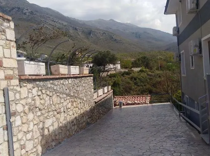 招待所 Elida Trajas